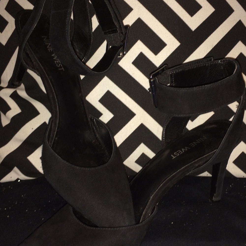 Nine west black heels